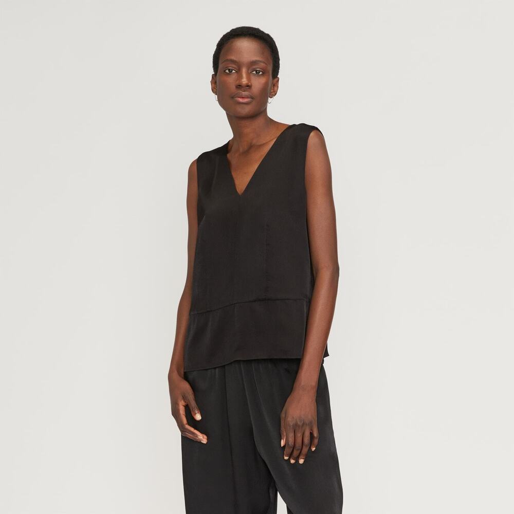 Everlane The Satin V-Neck Top Black Base - Size S